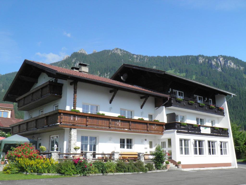 Alpenhof Waengle Aparthotel รอยท์เทอ ภายนอก รูปภาพ