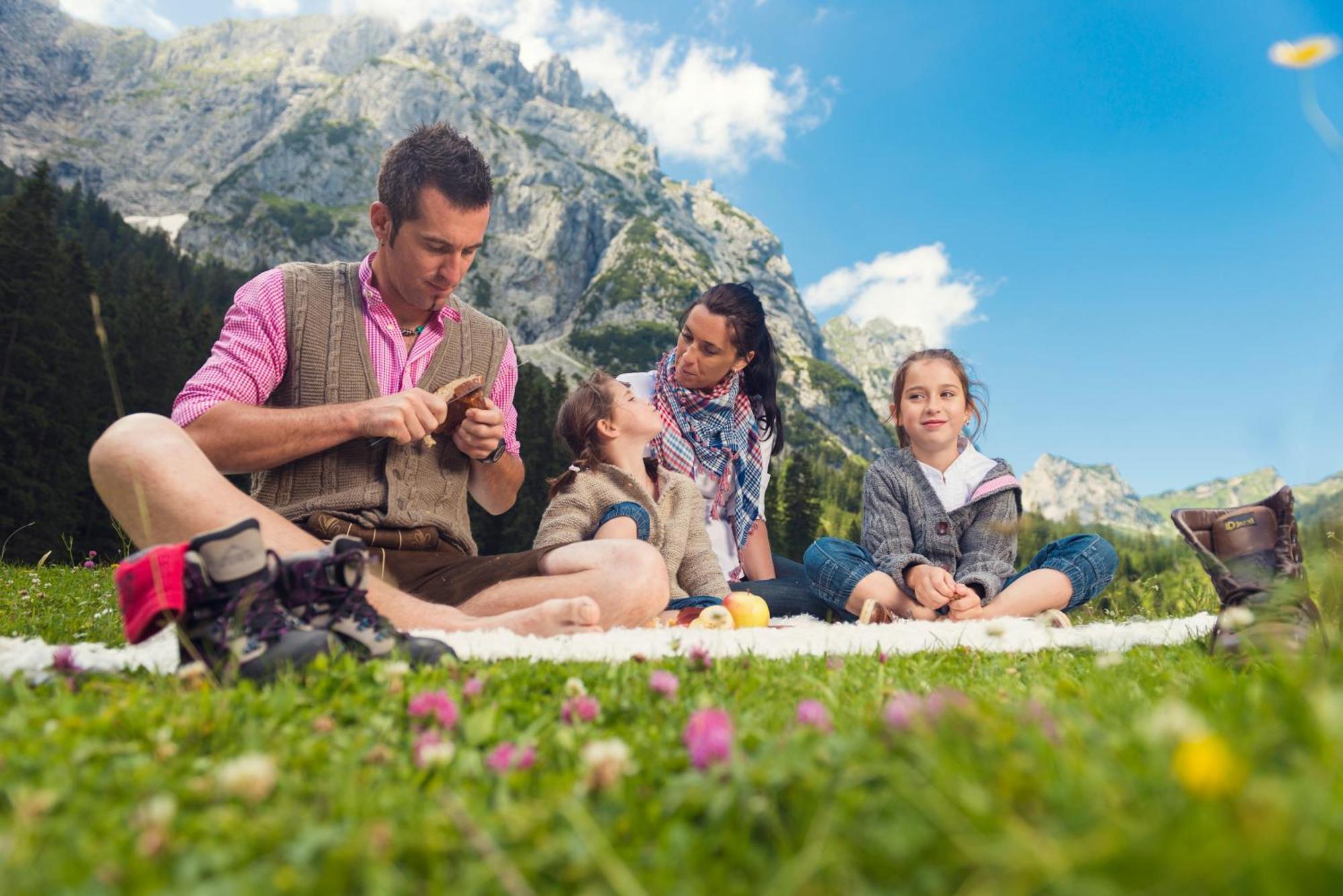 Alpenhof Waengle Aparthotel รอยท์เทอ ภายนอก รูปภาพ