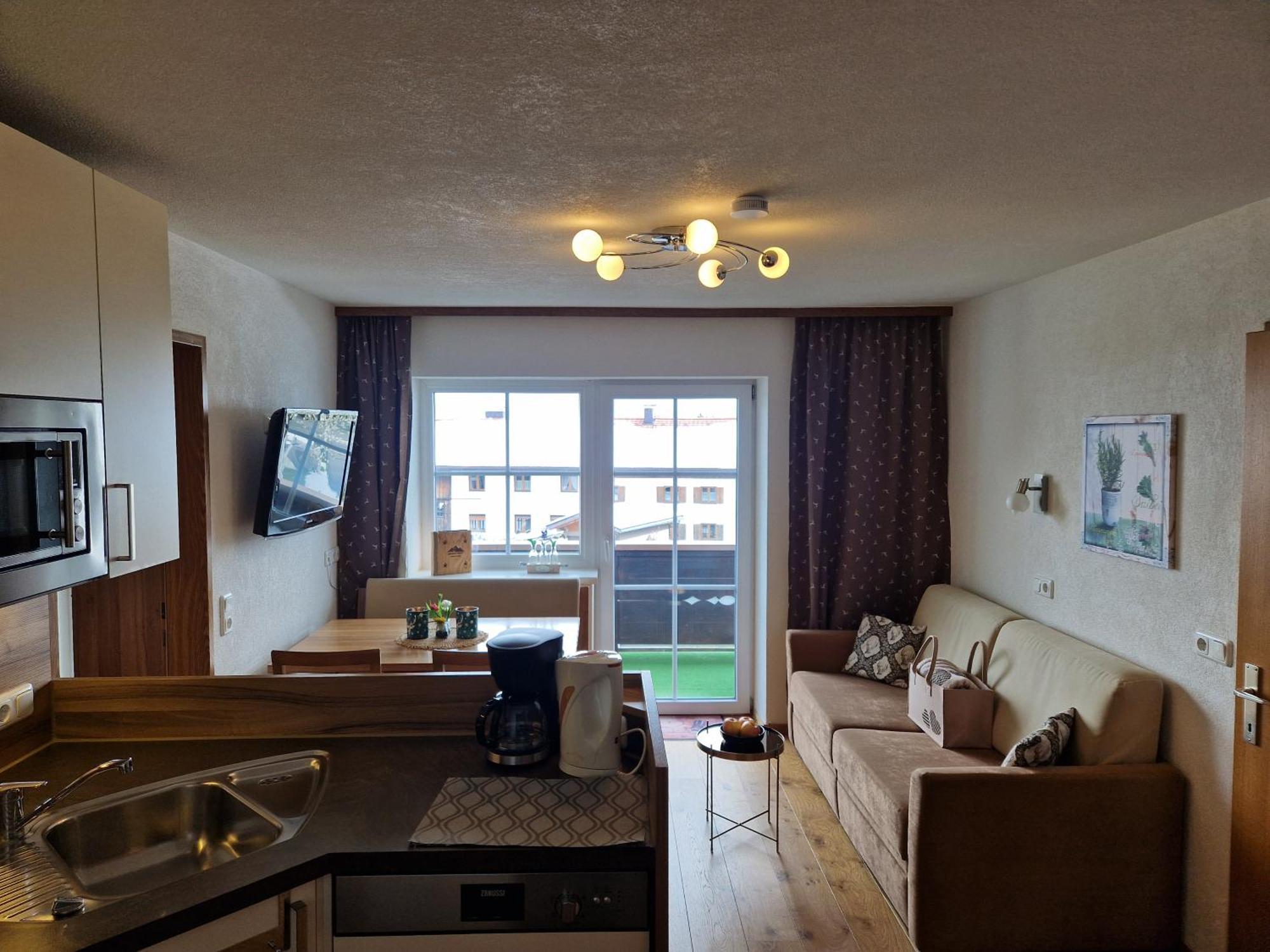 Alpenhof Waengle Aparthotel รอยท์เทอ ภายนอก รูปภาพ